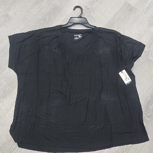 Terra & Sky Tops - #0124 Tera & Sky Black Short Sleeve Tee With Light Ribbed Pattern Plus 20W-22W